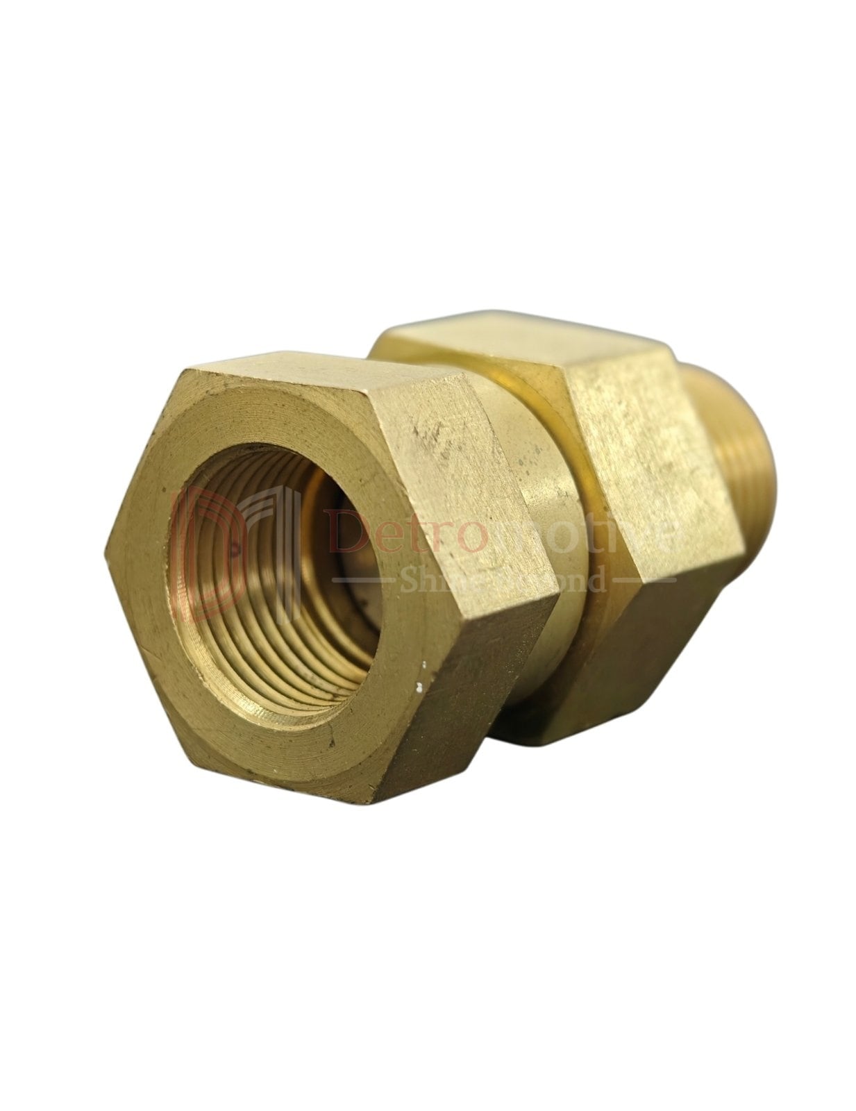 Connector 3/8 M–3/8 F — Swivel